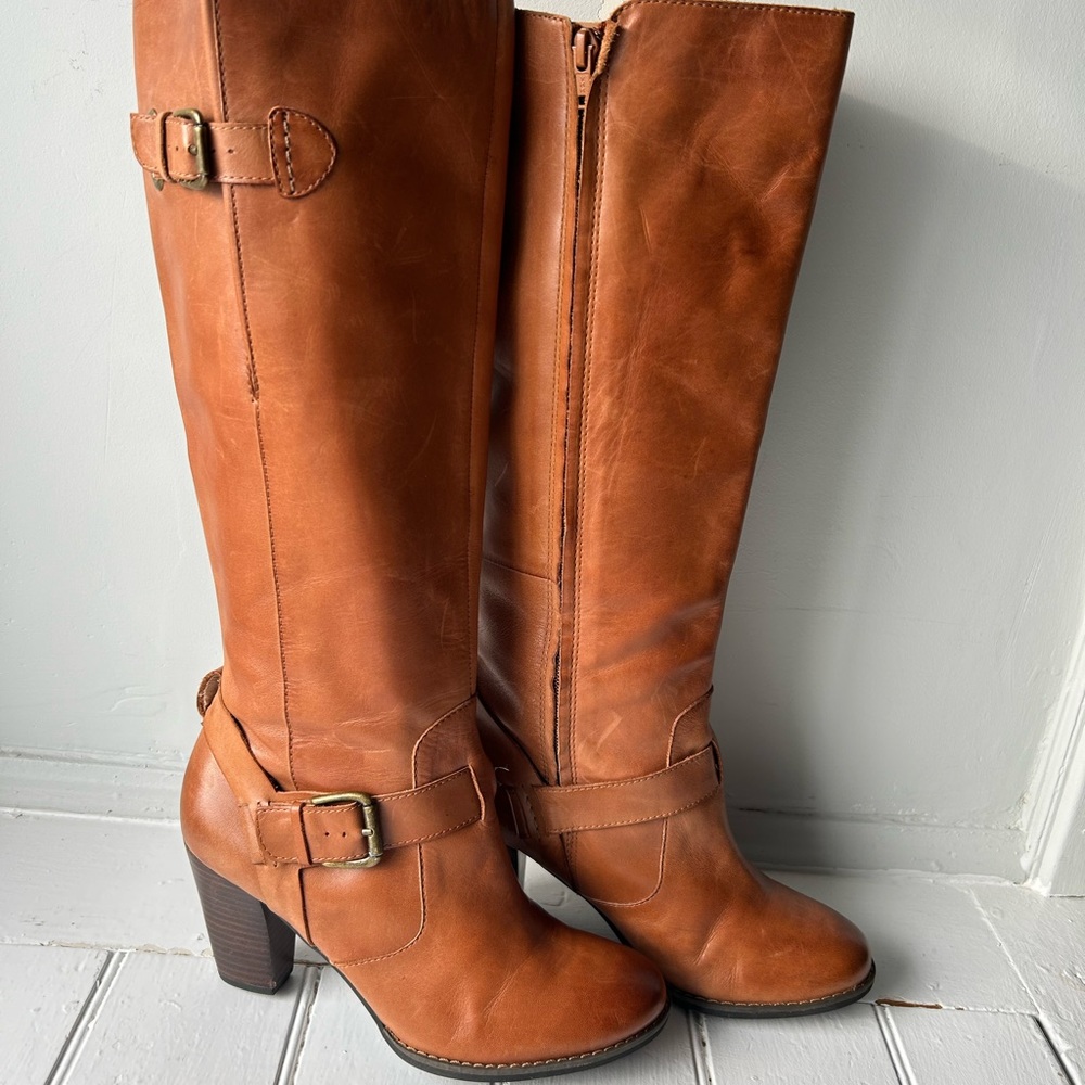 Clarks tall boots EUC